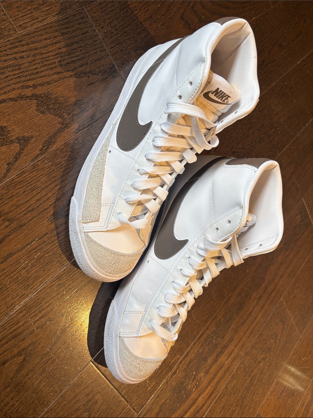 Nike Blazers Women’s High Top Sneakers Size 11
